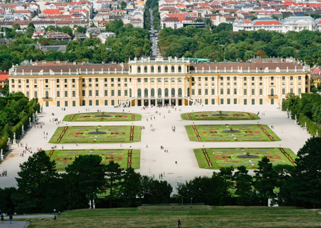 Дворцово-парковый комплекс в Вене